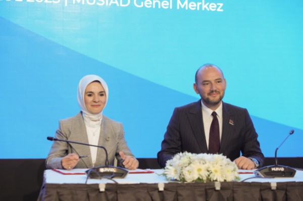 MÜSİAD ve Aile Bakanlığı'ndan tarihi protokol: Evlilik ve çocuk teşvikleri geliyor